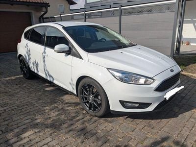 Weiß Gebraucht 2018 Ford Focus Business Edition Limousine | 10.500 € (Guter Preis)