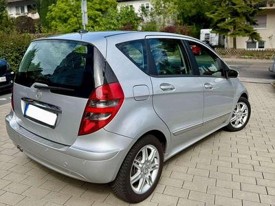 Gebraucht Mercedes A180 Elegance 109 PS (80 kW) 2008 Silber Limousine