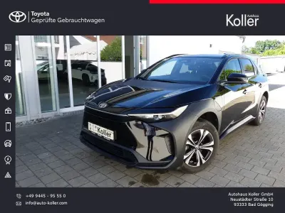 Gebraucht Toyota bZ4X 150 kW (204 PS) 2023 Onyxschwarz 202 SUV