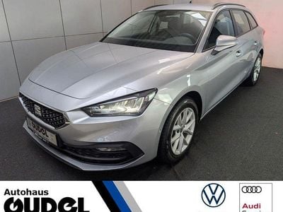 Gebraucht Seat Leon Style 150 PS (110 kW) 2023 "urban" silber Kombi