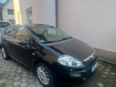 Gebraucht Fiat Grande Punto 69 PS (50 kW) 2010 Schwarz Kleinwagen