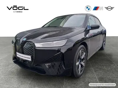 Gebraucht BMW iX Sport Line 239 kW (326 PS) 2023 Schwarz SUV