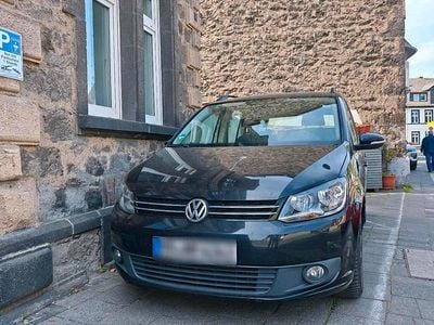 Gebraucht VW Touran 105 PS (77 kW) 2013 Schwarz Van / Kleinbus