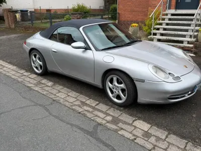 Usata Porsche 996 300 CV (220 kW) 1999 Argento Cabrio