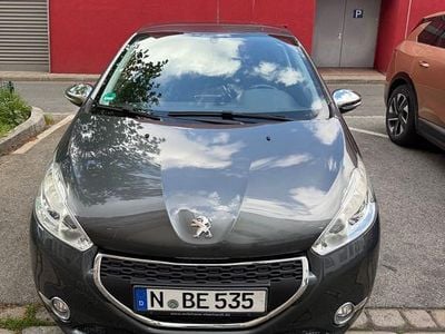 Second-hand Peugeot 208 Active 68 CP (50 kW) 2013 Gri Hatchback
