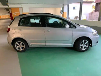 Gebraucht VW Golf Plus Cross Comfortline 140 PS (102 kW) 2011 Silber Van / Kleinbus