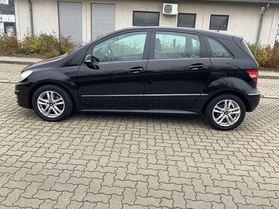 Usata Mercedes B180 110 CV (80 kW) 2008 Nero Monovolume