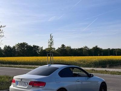 BMW 325