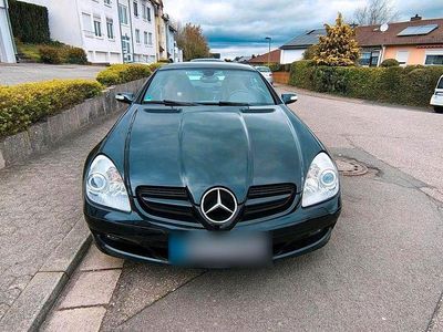 Second-hand Mercedes SLK200 163 CP (119 kW) 2005 Negru Cabrio