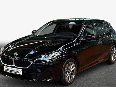 Neu BMW 116 122 PS (89 kW) 2025 Schwarz uni Kleinwagen