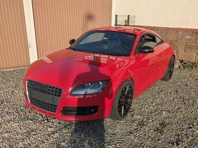 Second-hand Audi TT S-Line 200 CP (147 kW) 2006 Roșu Coupe