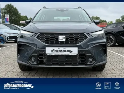 Neu Seat Arona Style 95 PS (69 kW) 2026 Blau SUV