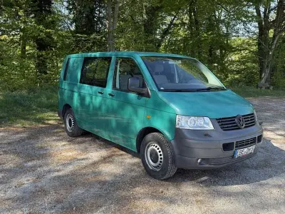 Usata VW Transporter 131 CV (96 kW) 2005 Verde Furgone