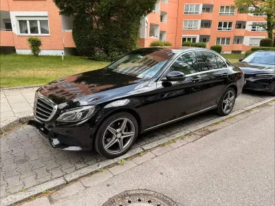Gebraucht Mercedes C220 Avantgarde 170 PS (125 kW) 2018 Schwarz Limousine