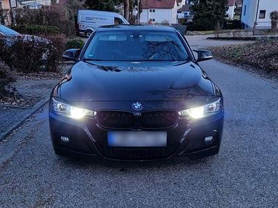 Gebraucht BMW 318 143 PS (105 kW) 2012 Schwarz Limousine