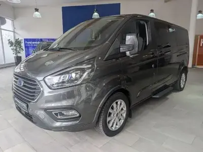 Usado Ford Tourneo Custom Titanium X 185 HP (136 kW) 2022 Cinzento Van