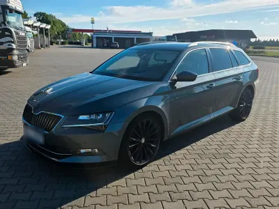 Gebraucht Skoda Superb Style 190 PS (139 kW) 2019 Kombi
