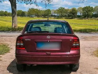 Usata Opel Astra 101 CV (74 kW) 2004 Berlina