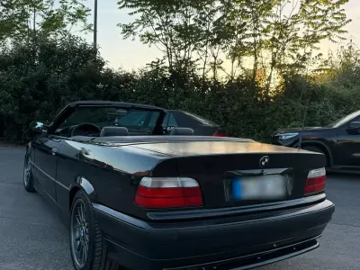 Gebraucht BMW 325 193 PS (141 kW) 1993 Schwarz Cabrio