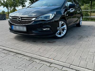 Gebraucht Opel Astra 136 PS (100 kW) 2017 Schwarz Limousine