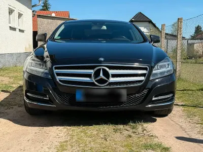 Gebraucht Mercedes CLS350 306 PS (225 kW) 2011 Schwarz Limousine