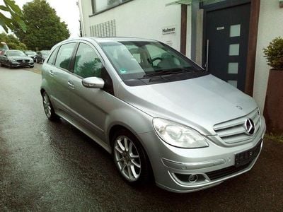 Mercedes B200