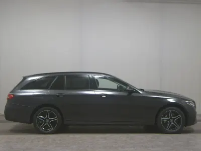 Gebraucht Mercedes E300 AMG line 306 PS (225 kW) 2022 Grau Limousine
