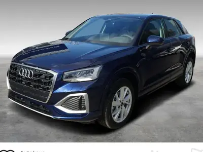 Neu Audi Q2 Advanced Plus 150 PS (110 kW) 2026 Blau (navarrablau metallic) SUV