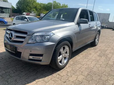 Gebraucht Mercedes GLK250 204 PS (150 kW) 2010 Palladiumsilber  metalliclack (metallic) SUV