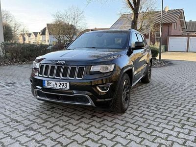 Gebraucht Jeep Grand Cherokee Overland 250 PS (183 kW) 2015 Schwarz SUV