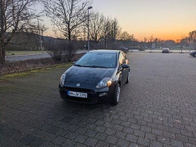 Gebraucht Fiat Punto Evo 68 PS (50 kW) 2013 Blau Kleinwagen