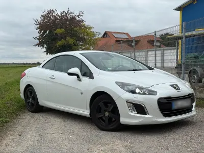 Gebraucht Peugeot 308 CC Roland Garros 165 PS (121 kW) 2012 Weiß Cabrio