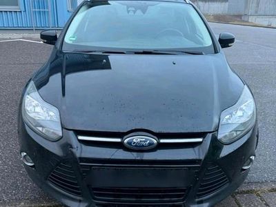 Gebraucht Ford Focus 125 PS (91 kW) 2012 Schwarz Limousine