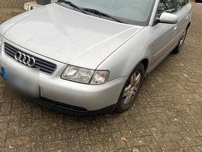 Gebraucht Audi A3 Sport 110 PS (80 kW) 1999 Silber Kleinwagen