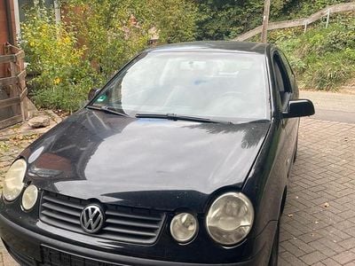 Schwarz Gebraucht 2002 VW Polo Kleinwagen | 2.000 € (Etwas zu teuer)