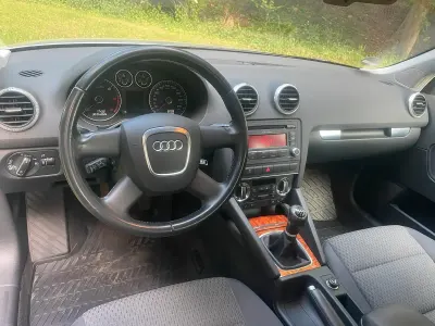 Gebraucht Audi A3 140 PS (102 kW) 2010 Silber Kleinwagen