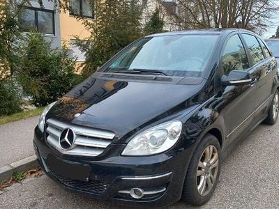Gebraucht Mercedes B180 Sport 109 PS (80 kW) 2009 Schwarz Van / Kleinbus