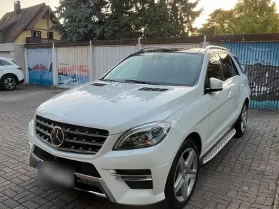 Gebraucht Mercedes ML350 258 PS (189 kW) 2015 Weiß SUV