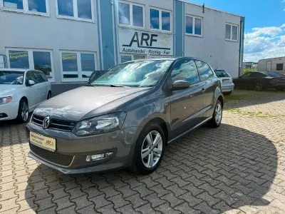 Gebraucht VW Polo Life 90 PS (66 kW) 2014 Grau Kleinwagen