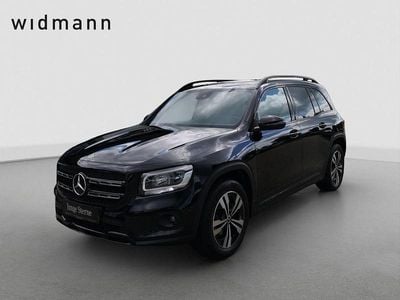 Mercedes GLB220