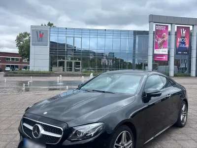 Gebraucht Mercedes E400 333 PS (244 kW) 2017 Schwarz Coupé