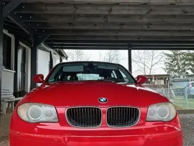 Gebraucht BMW 118 Performance 143 PS (105 kW) 2011 Rot Kleinwagen