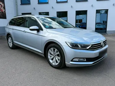 Gebraucht VW Passat 150 PS (110 kW) 2018 Silber Kombi
