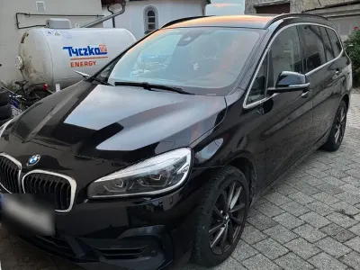 Gebraucht BMW 220 Gran Tourer Advantage 192 PS (141 kW) 2018 Schwarz Van / Kleinbus