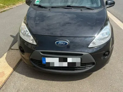 Gebraucht Ford Ka 69 PS (50 kW) 2012 Schwarz Kleinwagen