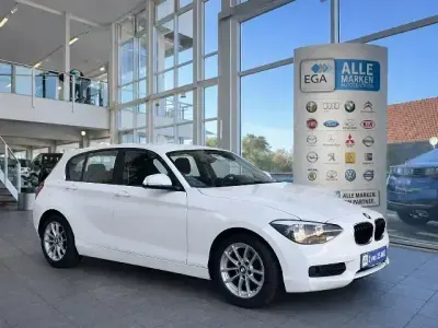 Gebraucht BMW 114 102 PS (75 kW) 2012 Weiß Kleinwagen