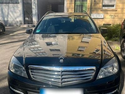 Second-hand Mercedes C220 170 CP (125 kW) 2010 Negru Break