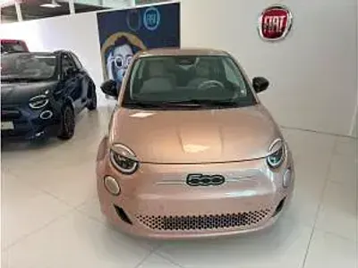 Neu Fiat 500e La Prima 86 kW (118 PS) 2025 Blau (himmelblau) Cabrio