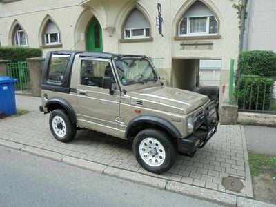 Gold Gebraucht 1988 Suzuki Samurai SUV | 15.999 €