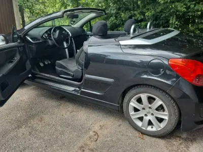 Gebraucht Peugeot 207 CC RC 120 PS (88 kW) 2008 Schwarz Cabrio
